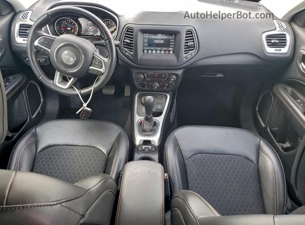 3C4NJDBB2KT735741 2019 JEEP COMPASS Gray Widok deski rozdzielczej