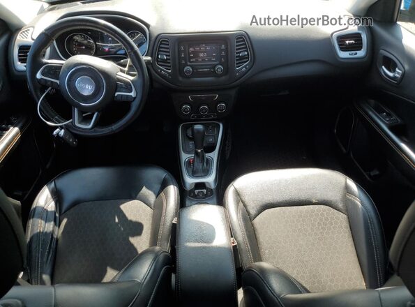 3C4NJDBB5HT666391 2017 JEEP COMPASS Blue Vista del salpicadero