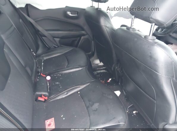 3C4NJDBB8LT104462 2020 JEEP COMPASS White Widok naklejki z numerem VIN