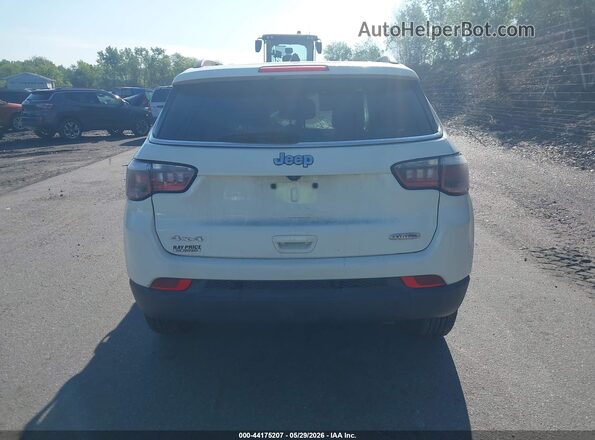 3C4NJDBB8LT104462 2020 JEEP COMPASS White 