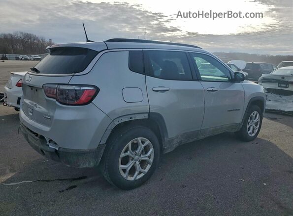 3C4NJDBN6RT138791 2024 JEEP COMPASS Серебряный Задняя правая четверть