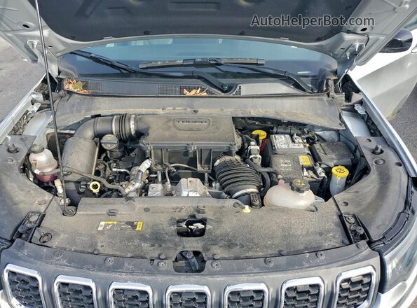 3C4NJDBN6RT138791 2024 JEEP COMPASS Серебряный Вид подкапотного пространства