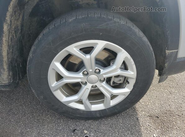 3C4NJDBN6RT138791 2024 JEEP COMPASS Серебряный 