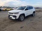 2025 Jeep Compass Latitude Белый vin: 3C4NJDBN6ST594666 Damage: Left Head Lamp, Broken, Replacement Required
