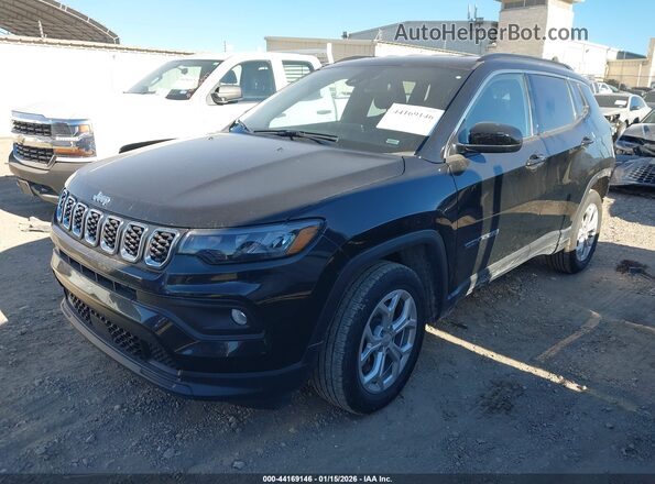 3C4NJDBN8RT110538 2024 JEEP COMPASS Черный Передняя левая четверть