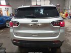 2024 Jeep Compass Latitude 4x4 Silver vin: 3C4NJDBN8RT113889