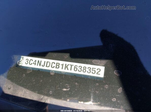 3C4NJDCB1KT638352 2019 JEEP COMPASS Blue Widok komory silnika