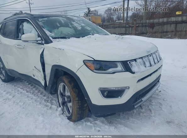 3C4NJDCB3HT688369 2017 JEEP NEW COMPASS White Widok z przodu
