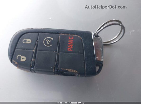 3C4NJDCB4MT604523 2021 JEEP COMPASS Белый Вид панели приборов