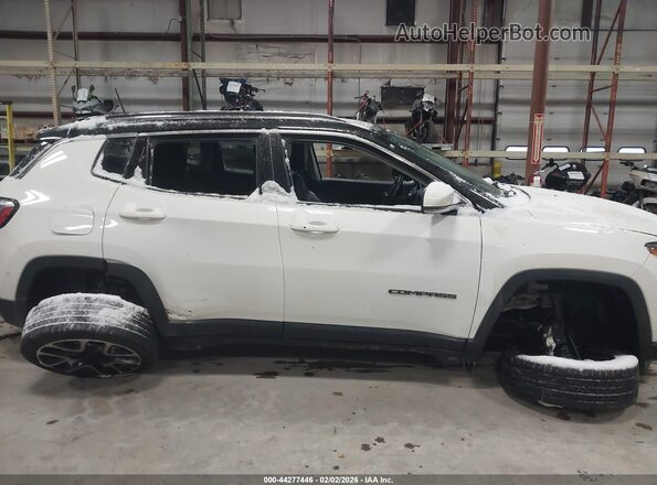 3C4NJDCB5HT661450 2017 JEEP NEW COMPASS White უკანა სალონის ხედი