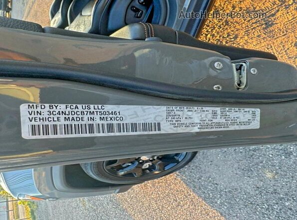 3C4NJDCB7MT503461 2021 JEEP COMPASS Серый Вид задней части салона