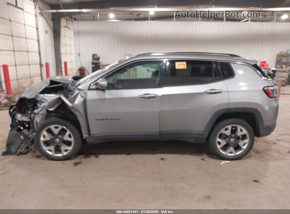 3C4NJDCB8MT590920 2021 JEEP COMPASS Silver Vista interior de 360 grados