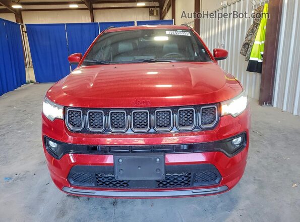 3C4NJDCN2PT557071 2023 JEEP COMPASS Red Widok z przodu