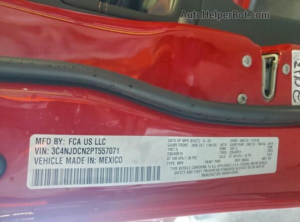 3C4NJDCN2PT557071 2023 JEEP COMPASS Red Widok wnętrza 360 stopni