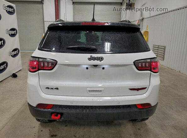 3C4NJDDN5RT144661 2024 JEEP COMPASS Белый Вид сзади