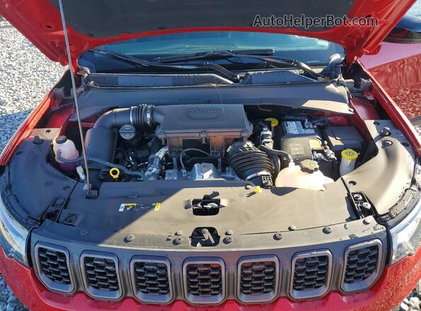 3C4NJDDN7TT177748 2026 JEEP COMPASS Красный Вид задней части салона