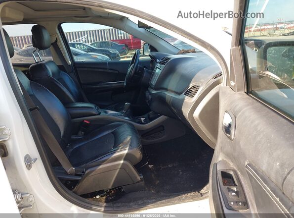 3C4PDCGB9LT206775 2020 DODGE JOURNEY Белый Вид салона спереди