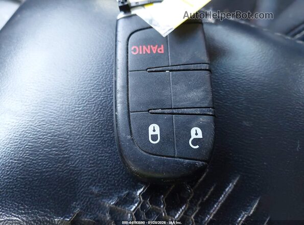 3C4PDCGB9LT206775 2020 DODGE JOURNEY Белый Вид панели приборов