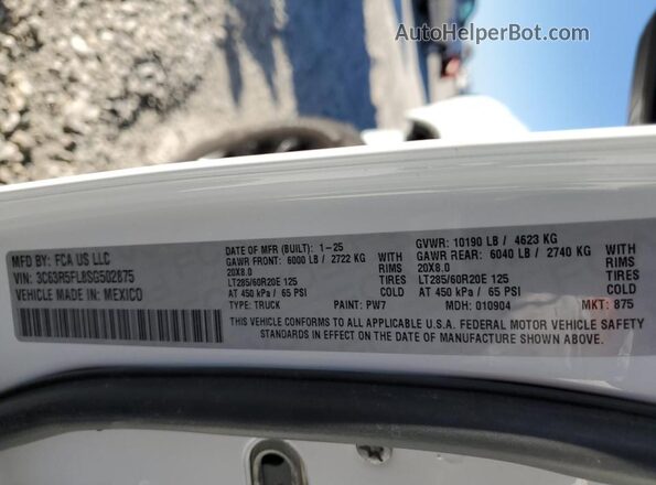 3C63R5FL8SG502875 2025 RAM 2500 Белый Вид подкапотного пространства