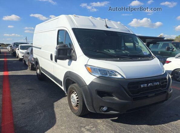 3C6LRVBG4RE147895 2024 RAM PROMASTER 1500  Widok z przodu