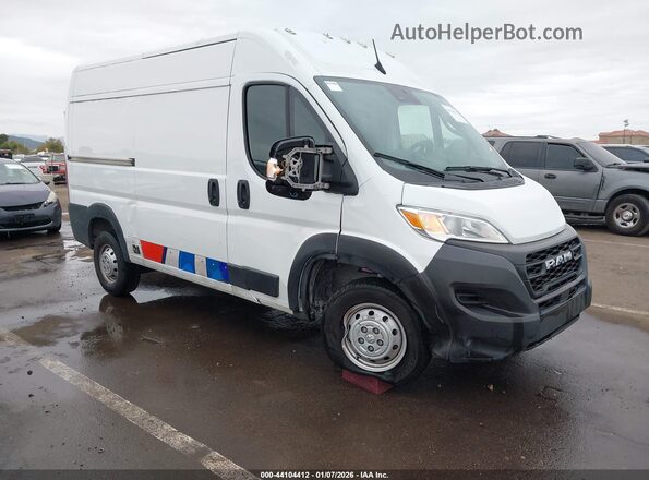3C6LRVBG8PE517890 2023 RAM PROMASTER 1500 Белый Передняя правая четверть