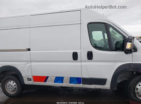 3C6LRVBG8PE517890 2023 RAM PROMASTER 1500 Белый Вид задней части салона