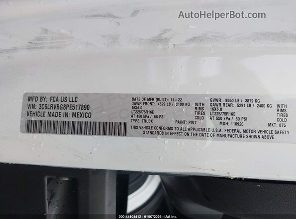 3C6LRVBG8PE517890 2023 RAM PROMASTER 1500 Белый Вид подкапотного пространства