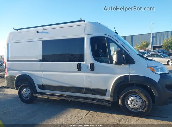 3C6LRVBGXPE537557 2023 RAM PROMASTER 1500 Белый Вид задней части салона
