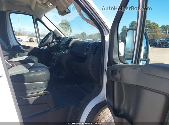 3C6LRVDG0SE514083 2025 RAM PROMASTER 2500 Белый Вид салона спереди