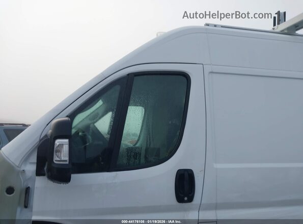 3C6LRVDG0SE555149 2025 RAM PROMASTER 2500 Белый 