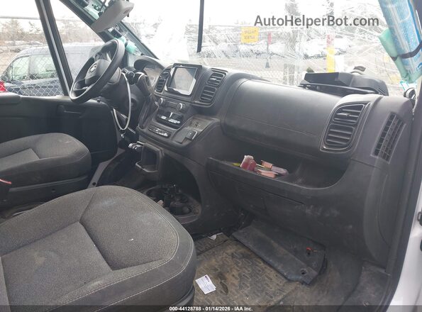 3C6LRVDG8SE530192 2025 RAM PROMASTER 2500 Белый Вид салона спереди