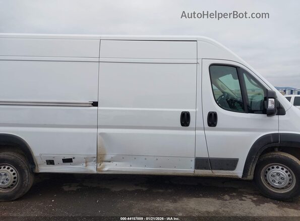 3C6LRVDG9SE504426 2025 RAM PROMASTER 2500 Белый Вид задней части салона