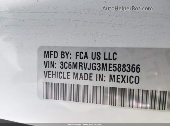3C6MRVJG3ME588366 2021 RAM PROMASTER 3500 Белый Вид подкапотного пространства
