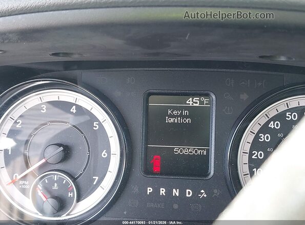 3C6RR7KT1LG130700 2020 RAM 1500 CLASSIC Серый 