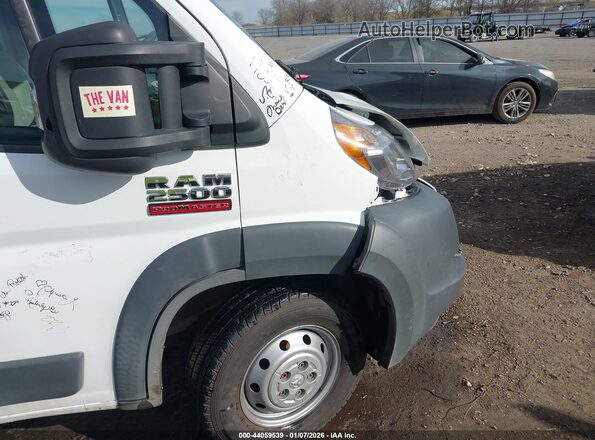 3C6TRVDG2HE518533 2017 RAM PROMASTER 2500 Белый 