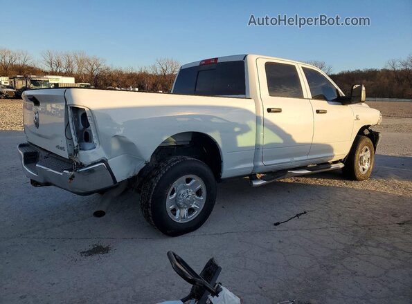 3C6UR5CL8RG117416 2024 RAM 2500 Белый Задняя правая четверть