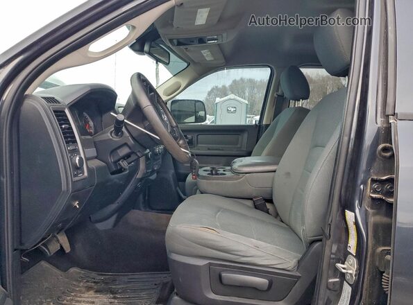 3C6UR5CLXGG186461 2016 RAM 2500 Черный Вид салона спереди