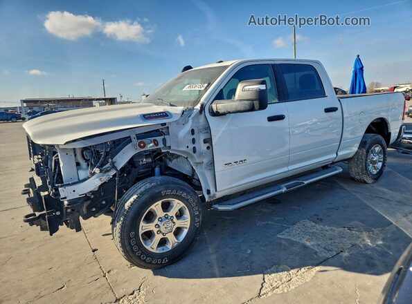 3C6UR5DL9RG156353 2024 RAM 2500 Белый Передняя левая четверть