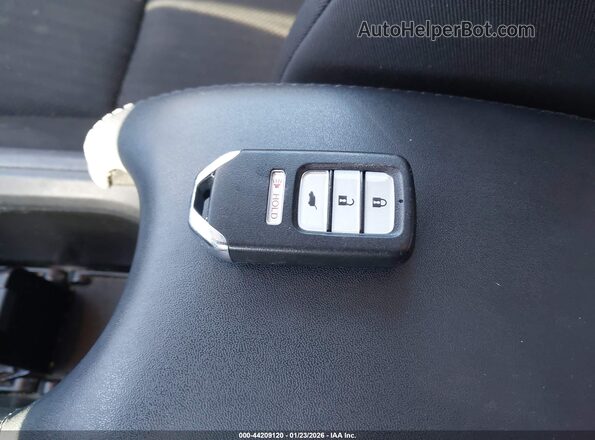3CZRU6H50HM726457 2017 HONDA HR-V Серый Вид панели приборов