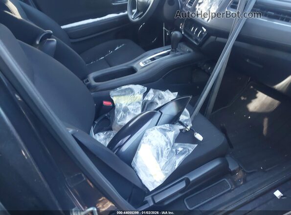 3CZRU6H51JM730555 2018 HONDA HR-V Черный Вид салона спереди