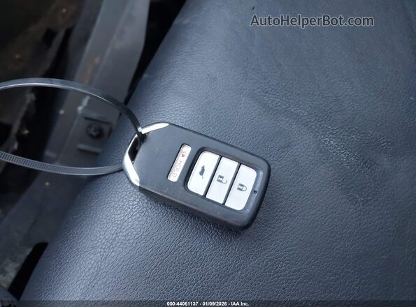 3CZRU6H75HM715293 2017 HONDA HR-V Черный Вид панели приборов