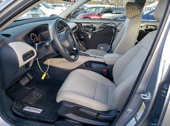 3CZRZ1H37RM737993 2024 HONDA HR-V Серебряный Вид салона спереди