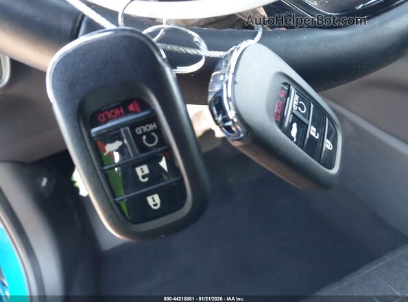 3CZRZ1H55TM708064 2026 HONDA HR-V Синий Вид панели приборов