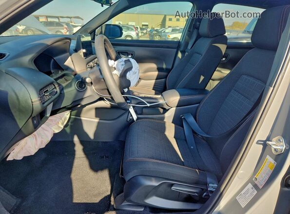 3CZRZ1H59TM717320 2026 HONDA HR-V Gray Widok wnętrza z przodu