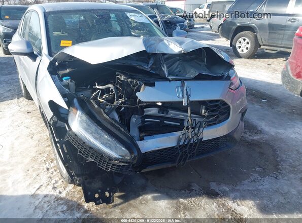 3CZRZ2H31SM769320 2025 HONDA HR-V Серебряный Вид спереди