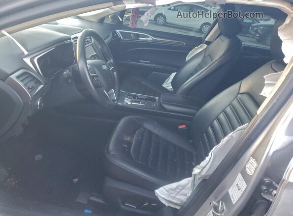 3FA6P0CD9LR196163 2020 FORD FUSION Серебряный Вид салона спереди