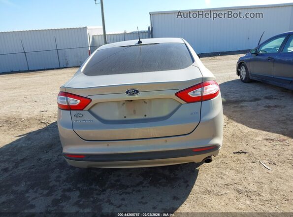 3FA6P0H76GR215633 2016 FORD FUSION Silver 