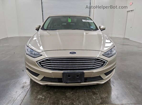3FA6P0HD8HR367002 2017 FORD FUSION Золотой Вид спереди
