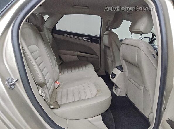 3FA6P0HD8HR367002 2017 FORD FUSION Золотой Вид задних сидений
