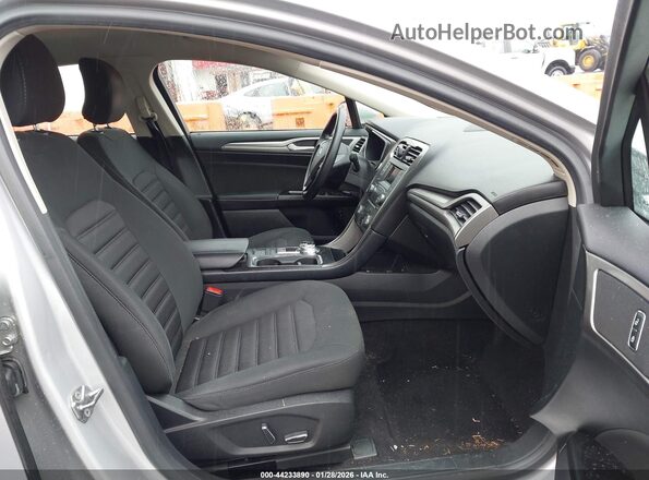 3FA6P0LU1HR285233 2017 FORD FUSION HYBRID Silver Widok wnętrza z przodu